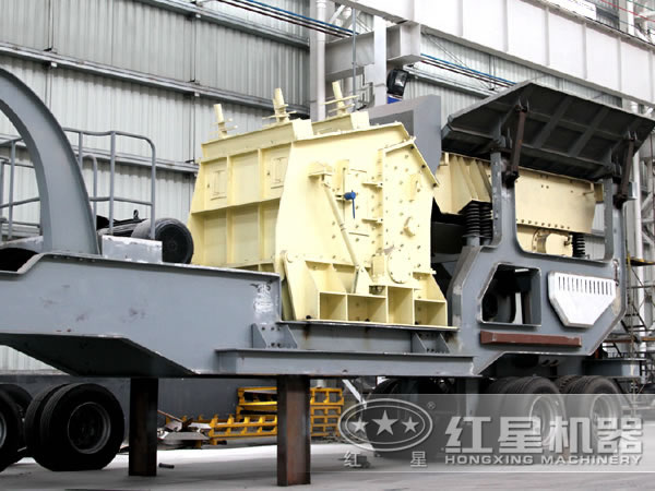 輪胎移動碎石機